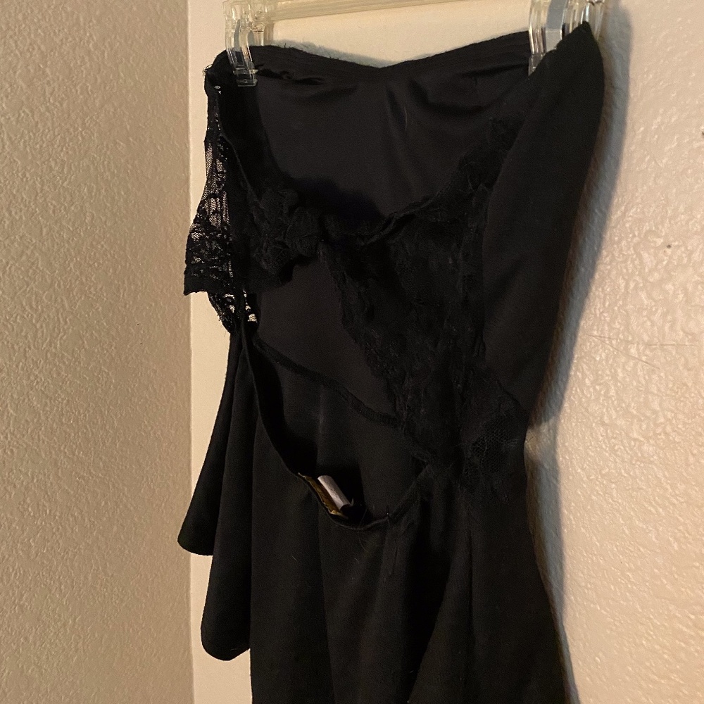 Strapless top - Picture 2 of 3